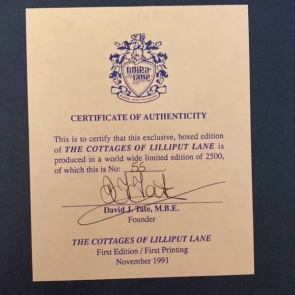 Bundle “The Cottages of Lilliput Lane” with Hardcover Dust Jacket & Stationery! - Picture 4 of 16